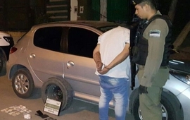 Imagen de Lo arrestaron con coca&iacute;na y muchas divisas
