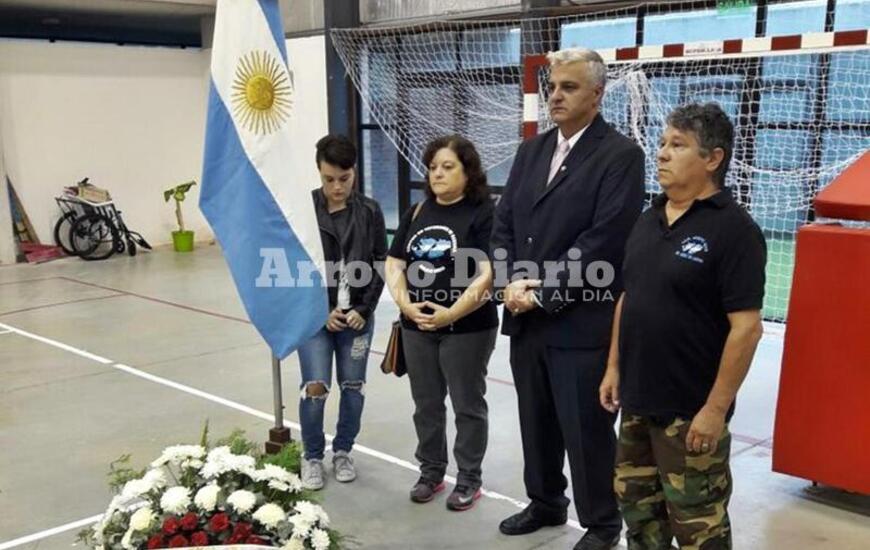 En el Complejo. El acto tuvo lugar este domingo en el Complejo Integral "Los Tiburones". Foto: Maximiliano Pascual