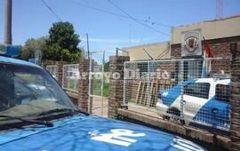 Imagen de Comando Radioel&eacute;ctrico secuestra dos motos y detiene a varios masculinos