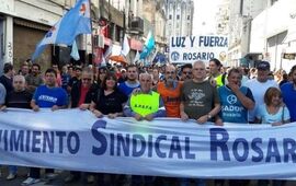 Piquete de la izquierda en Corrientes y Pellegrini, Rosario.