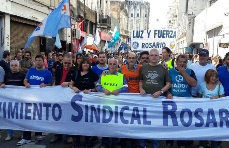 Piquete de la izquierda en Corrientes y Pellegrini, Rosario.