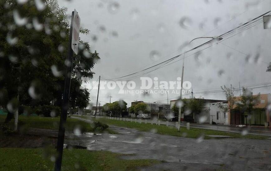 Sigue el mal tiempo. Cielo cubierto y lluvias para este domingo