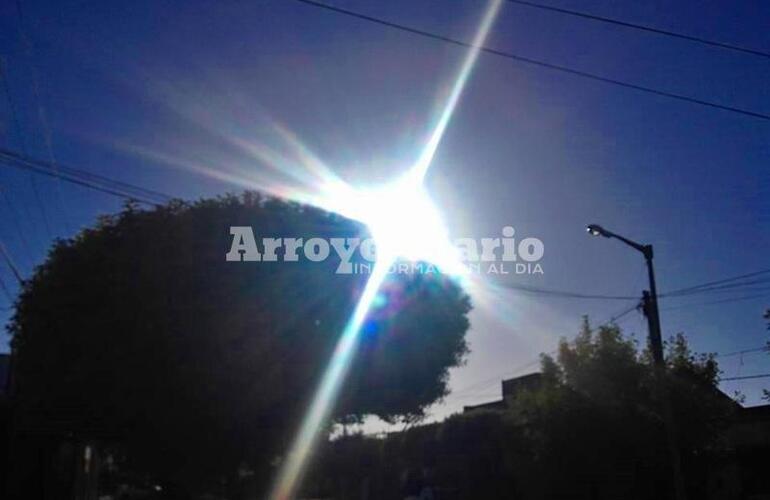 Imagen de Sol de otoño a pleno en la ciudad