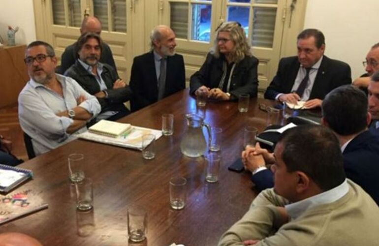 Imagen de Sin nueva oferta, la paritaria docente pas&oacute; a cuarto intermedio hasta el martes