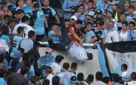 Imagen de El hincha al que tiraron de la tribuna de Belgrano vio al asesino de su hermano