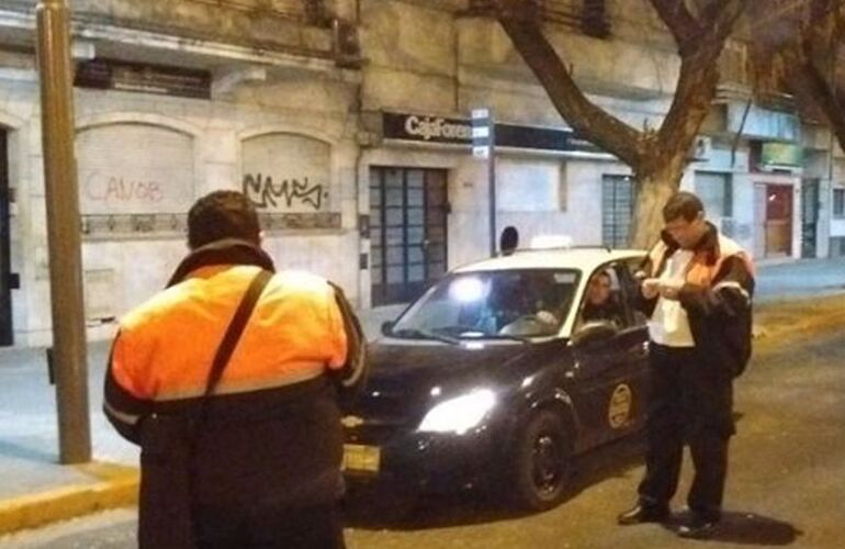Imagen de Rosario: Remitieron 49 veh&iacute;culos al corral&oacute;n por alcohol y sustancias prohibidas