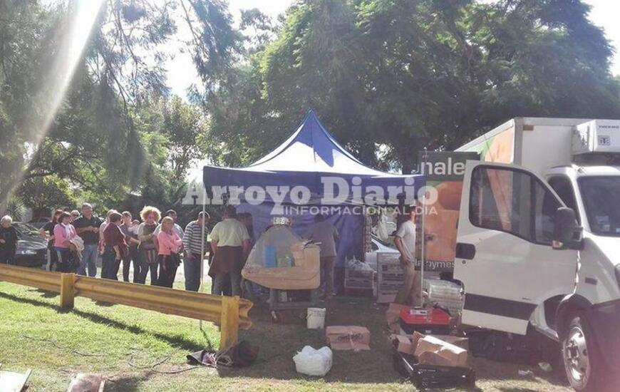 Hasta la tarde. El camión se queda hasta las 17:30 según informaron desde el Movimiento Evita Arroyo Seco.