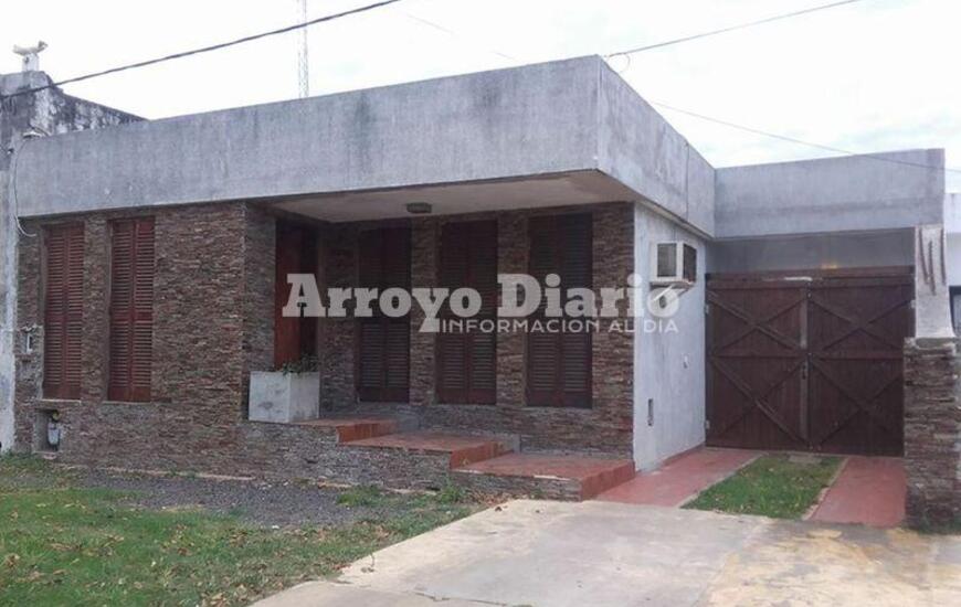 El lugar. El domicilio saqueado por los ladrones está sobre Sargento Cabral al 200.