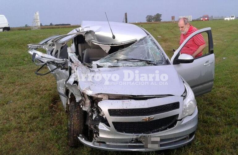 Ciertas condiciones. El accidente ocurrió cuando todavía llovía en nuestra zona y, por ende, la calzada estaba mojada. Foto: Leo Cabrera