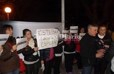 En la plaza. La manifestación se llevó a cabo este miércoles por la noche en la plaza céntrica de nuestra ciudad.