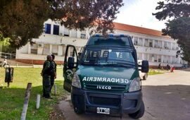 Al Hospital. El sujeto fue internado en el Eva Perón con droga en cápsulas en su estómago.