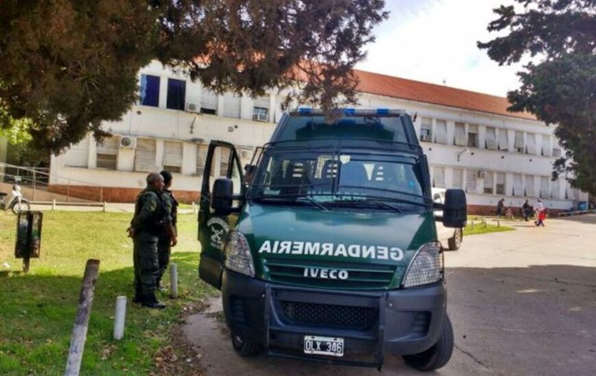 Al Hospital. El sujeto fue internado en el Eva Per&oacute;n con droga en c&aacute;psulas en su est&oacute;mago.