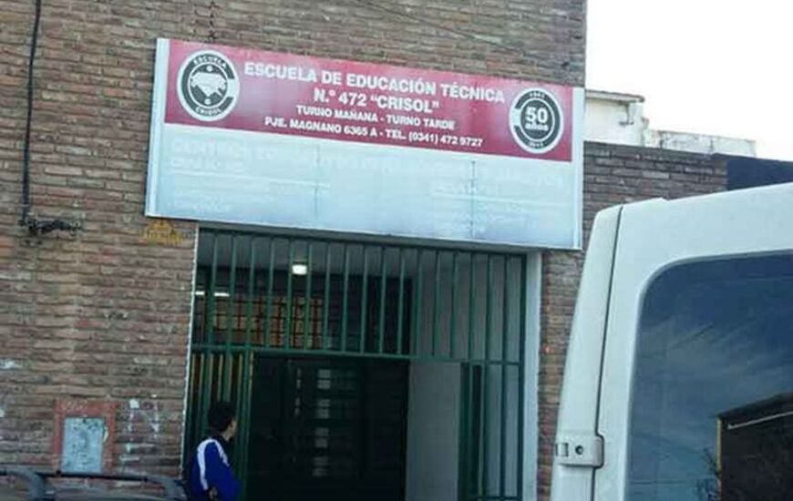 Imagen de Tiene 14 a&ntilde;os, hiri&oacute; de varios puntazos en la escuela a una compa&ntilde;era de 15 y la mand&oacute; al hospital