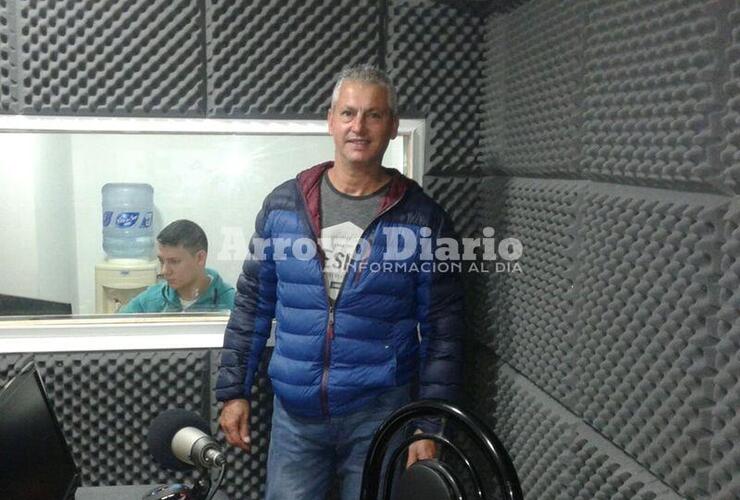 En la radio. Rodolfo Barducci visitó los estudios de Radio Extremo 106.9 y estuvo hace pocos días en "La Hora Municipal".