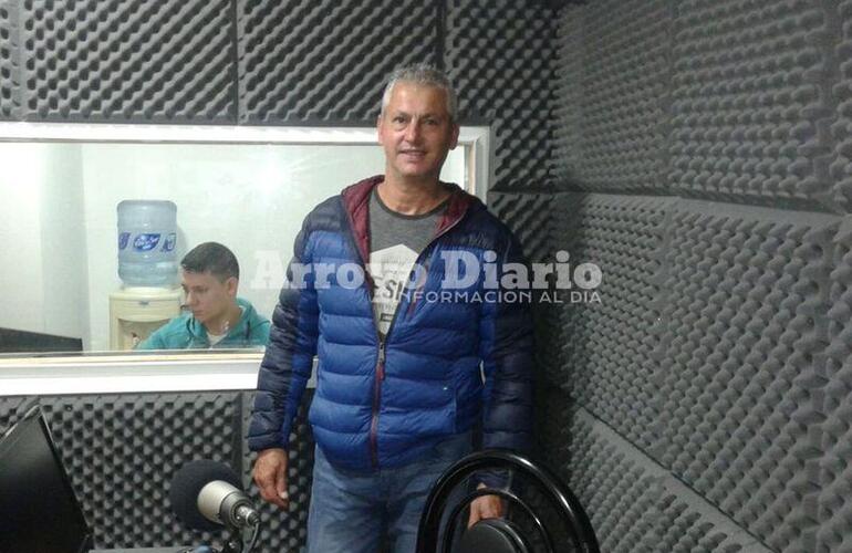 En la radio. Rodolfo Barducci visitó los estudios de Radio Extremo 106.9 y estuvo hace pocos días en "La Hora Municipal".