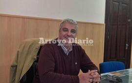 De vuelta en su despacho. Intendente Nizar Esper en su lugar de trabajo.