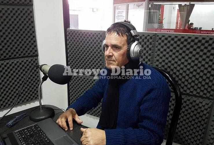 Sergio Gaudio esta mañana en los estudios de Radio Extremo 106.9