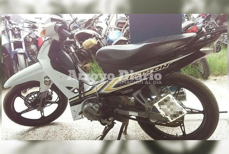 Una Yamaha Cripton. Hasta anoche, aparentemente, la moto no contaba con pedido de secuestro.