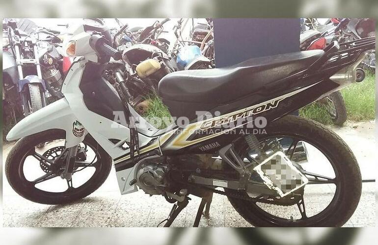 Una Yamaha Cripton. Hasta anoche, aparentemente, la moto no contaba con pedido de secuestro.