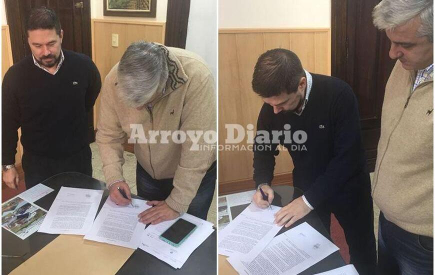 En la municipalidad. La firma del convenio se efectu&oacute; en el despacho del intendente Esper.