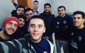 La selfie del triunfo de Talleres sobre Porvenir en Villa Constituci&oacute;n