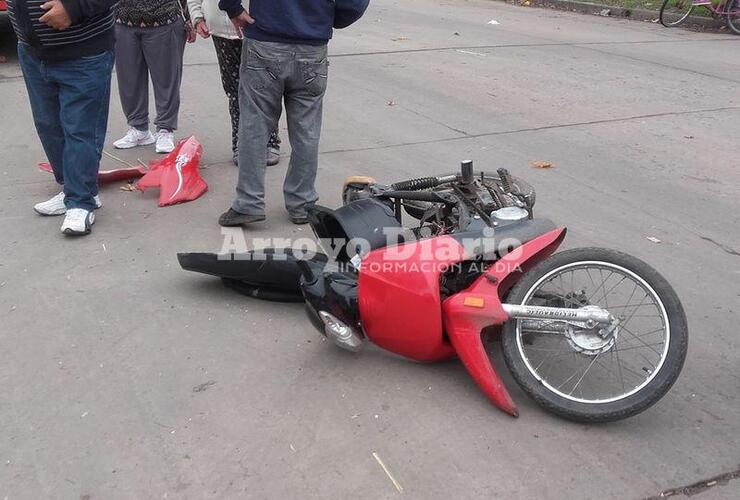 En horas del mediodía. El accidente ocurrió cerca de las 12:30 de este sábado.