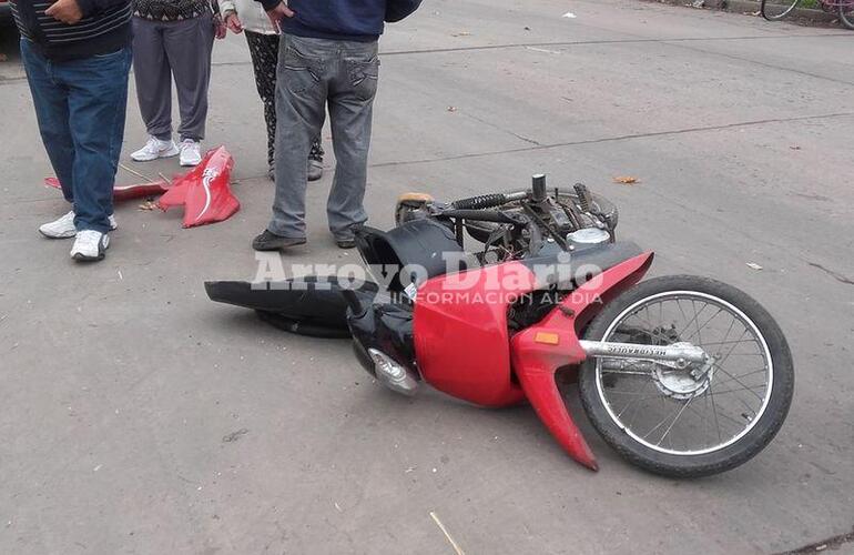 En horas del mediodía. El accidente ocurrió cerca de las 12:30 de este sábado.