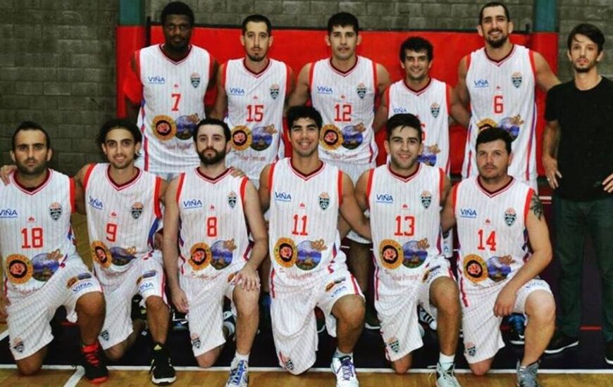 El primer equipo de Basquet de Talleres Play Off  vs Rosario Central. Foto: Sitio Oficial de CAT
