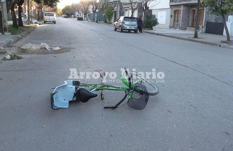 Imagen de Accidente en el centro dejó ciclista herida