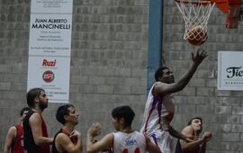 Antonio Davis fue el m&aacute;ximo anotador del partido frente a Calzada con 33 puntos. (Foto de Archivo)