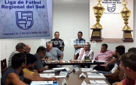 Asamblea en la Sede de la Liga Regional del Sud. Foto: Archivo AD