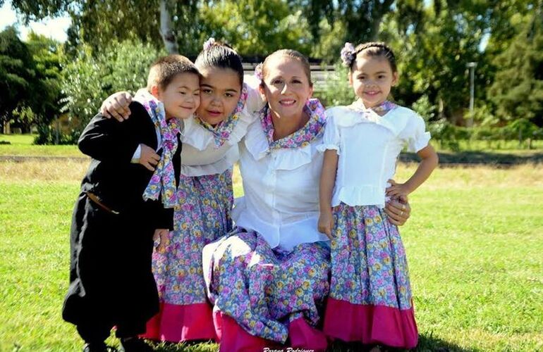 Imagen de El Taller de Danzas Soñadores del Paraná del Proyecto Tiburones fue Seleccionado por el Ministerio de Innovación y Cultura de Santa Fe