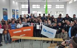 Imagen de Barrio Aceitero en General Lagos: Comuna y Sindicato firmaron acuerdo