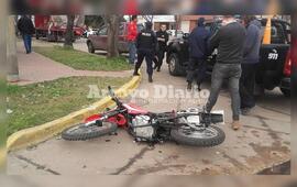 Imagen de Choque en la esquina de Libertad y G&aacute;lvez