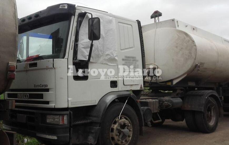 Da&ntilde;os y robo. Los responsables del caso rompieron uno de los cristales y le sustrajeron pertenencias personales a la v&iacute;ctima.