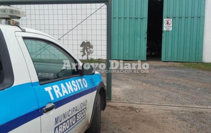 Intendente Costantini y Colón. En este lugar está ubicado el galpón que alquila la municipalidad.