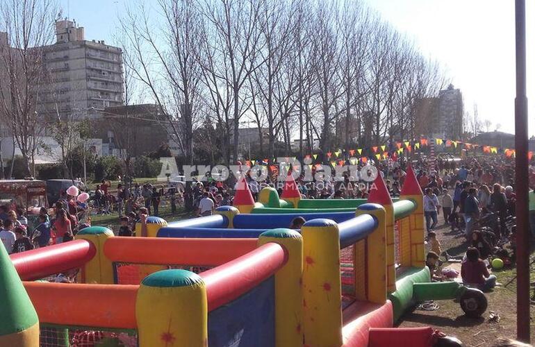 Una multitud. Desde las primeras horas de la tarde, el predio comenzó a colmarse de chicos y grandes dispuestos a disfrutar del día.