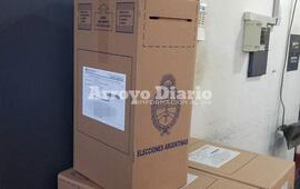 Imagen de Llegaron las urnas y el material para las PASO del domingo