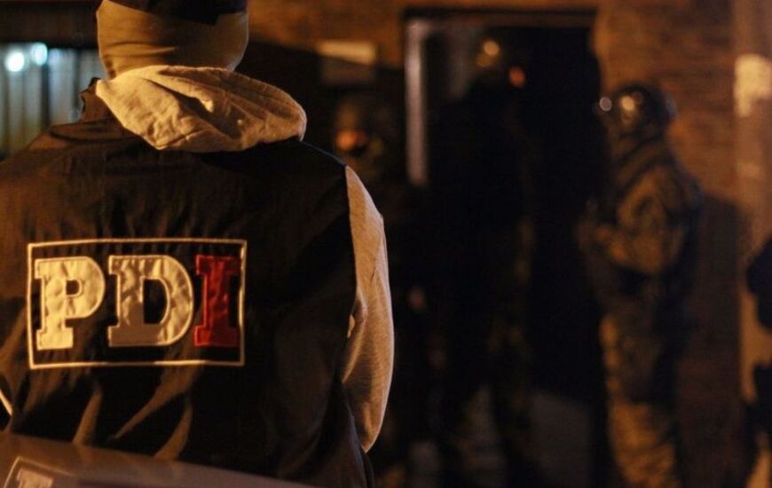 Imagen de Un detenido por robo calificado y otros dos arrestados por instigación al delito