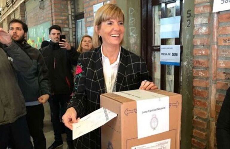 Imagen de Alejandra Rodenas destacó que siente "mucha emoción y orgullo" en su primera elección como candidata