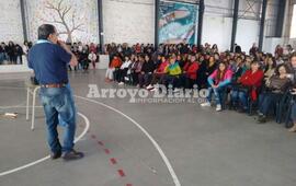 En el complejo. El acto y la jornada prevista para hoy se desarrolló en el Complejo Integral "Los Tiburones". Foto: Gentileza Florencia D´Alonzo.