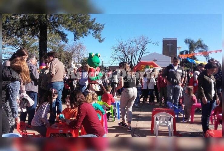 Al aire libre. El espacio elegido para el festejo fue la Plaza Pública.