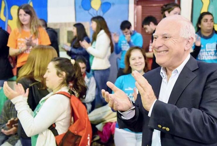 Declaraciones. Lifschitz dijo sentirse orgulloso de los indicadores educativos que muestra la provincia.