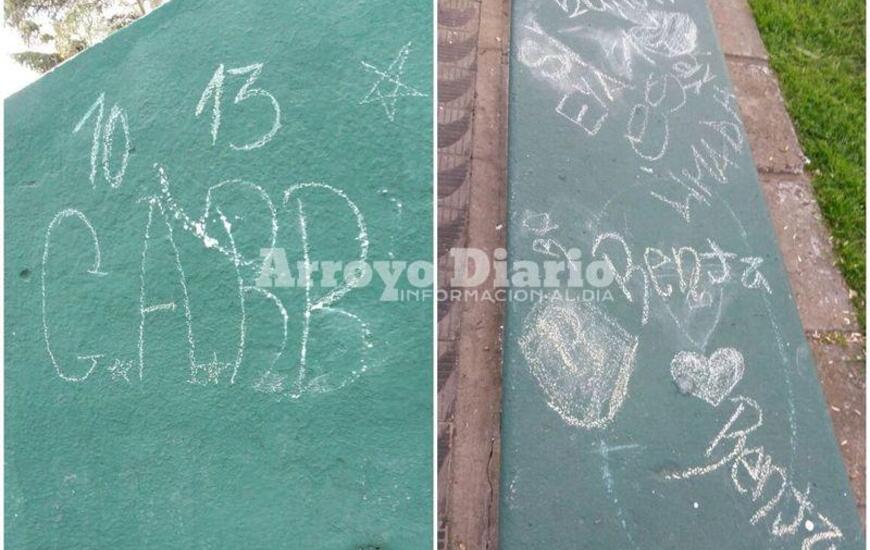 Imagen de V&aacute;ndalos vuelven a arruinar la plaza con pintadas