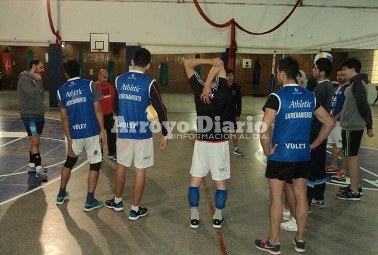 Imagen de El Vóley de Athletic participa en Torneo de ocho equipos