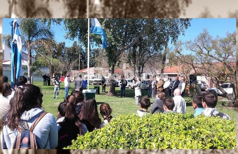 Imagen de En homenaje: acto en conmemoración Día del Profesor