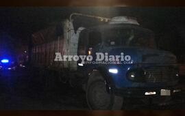 Tránsito también colaboró. Inspectores recibieron el aviso sobre la presencia del transporte, pasaron la patente y después se confirmó que tenía denuncia por robo