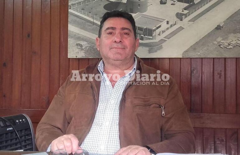 En carrera. Adrián Spina, aspira a llegar nuevamente al concejo.