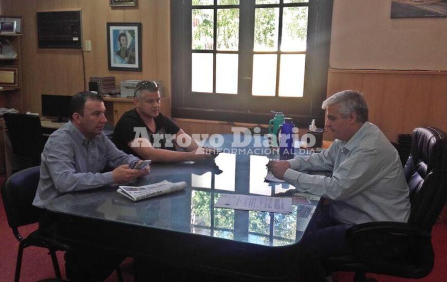 En la municipalidad. La reuni&oacute;n se desarroll&oacute; hoy en el despacho de Nizar Esper.