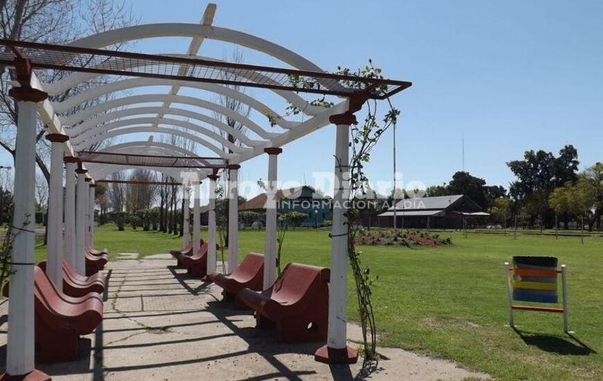 La glorieta en la estaci&oacute;n. Una de las tantas postales de nuestra ciudad de Arroyo Seco.
